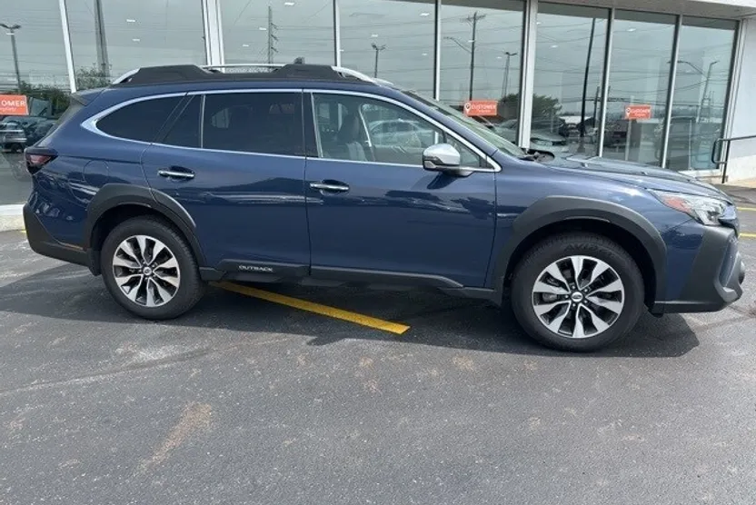 2024 Subaru Outback Touring XT photo 1