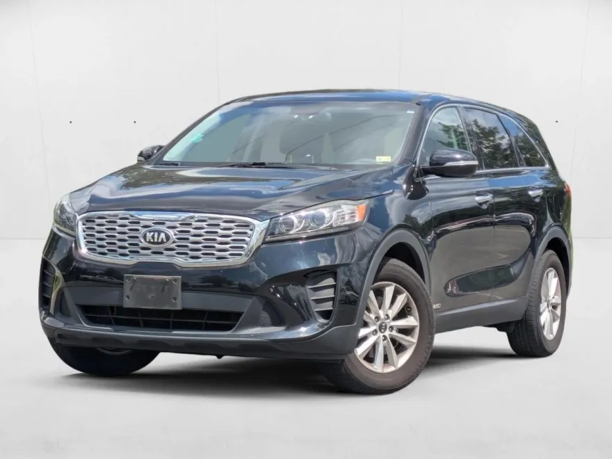 2019 Kia Sorento LX photo 1
