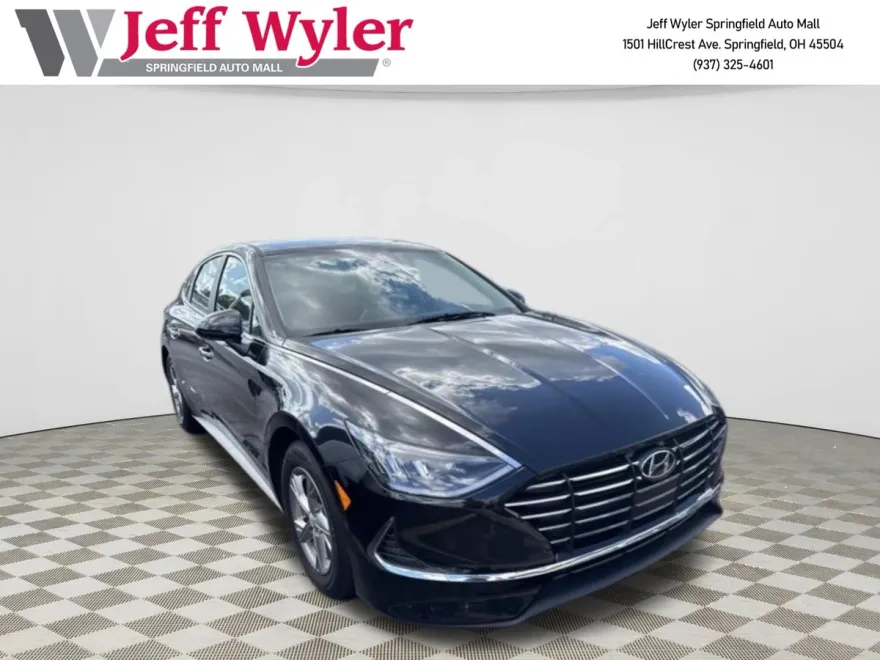 2021 Hyundai Sonata SE photo 1