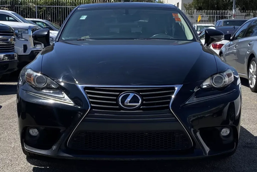 2015 Lexus IS 250 photo 1