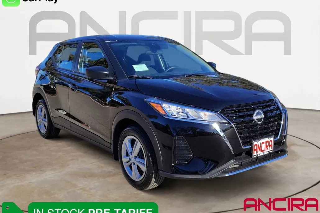2025 Nissan Kicks Play S photo 1