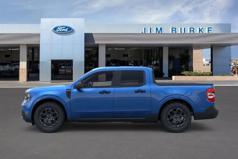 2025 Ford Maverick XLT photo 1