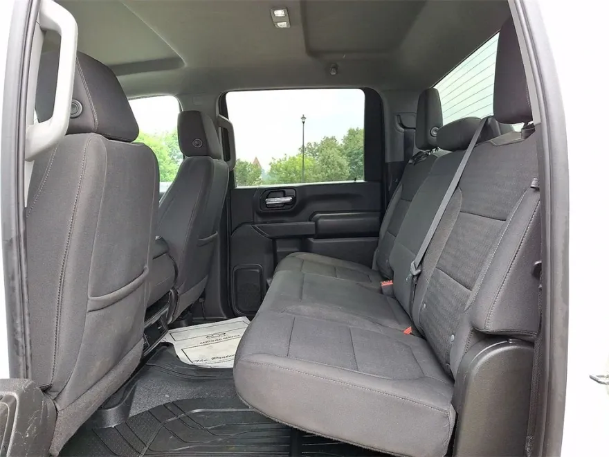2023 Chevrolet Silverado 2500HD LT photo 1