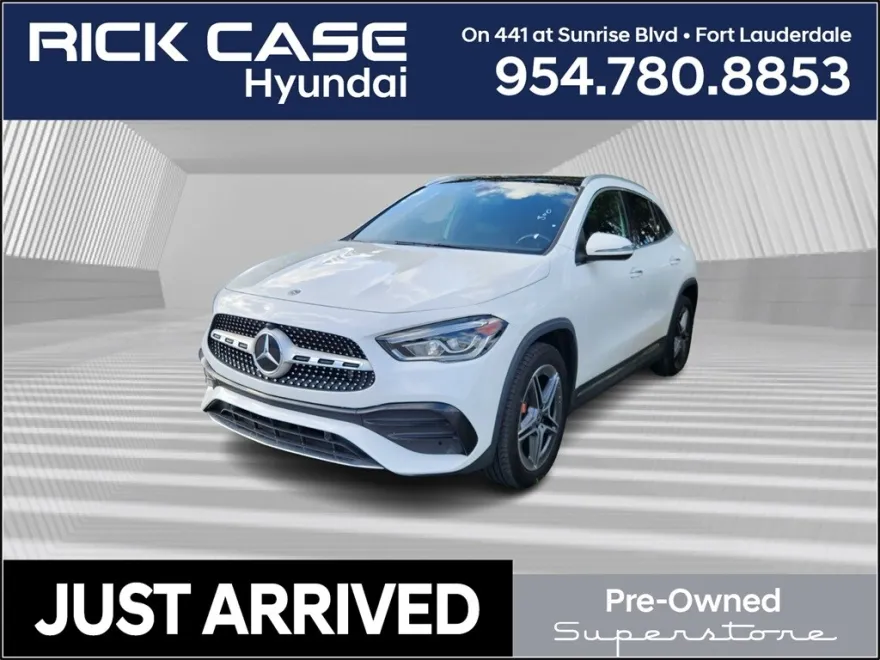 2022 Mercedes Benz GLA 250 4MATIC photo 1