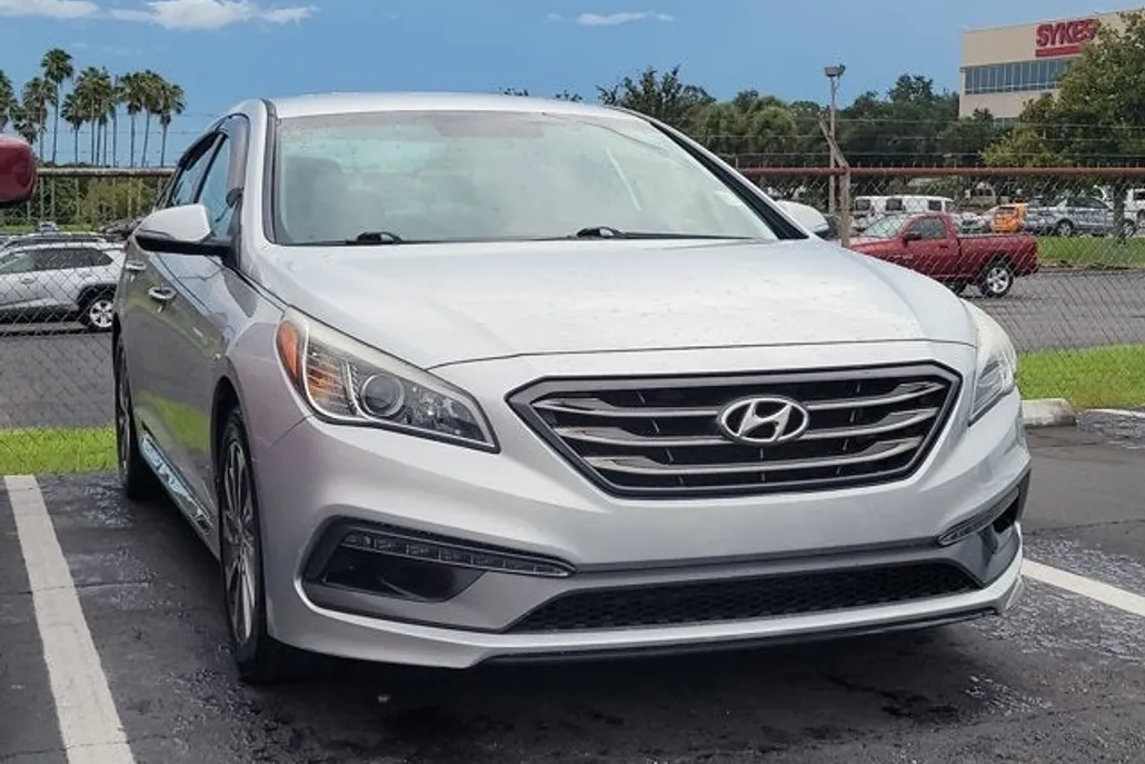 2015 Hyundai Sonata Sport photo 1