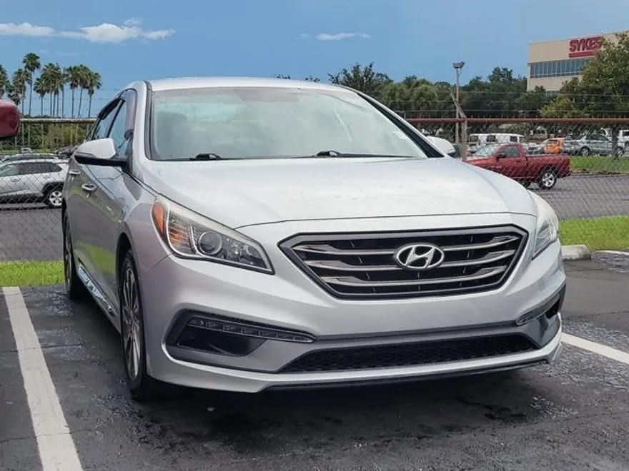 2015 Hyundai Sonata Sport photo 1
