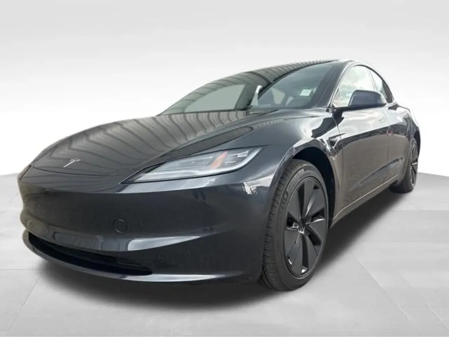 2025 Tesla Model 3 Long Range photo 1