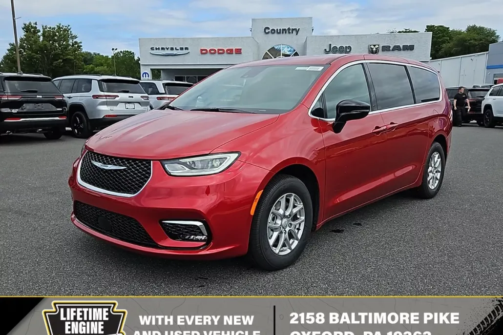2026 Chrysler Pacifica photo 1