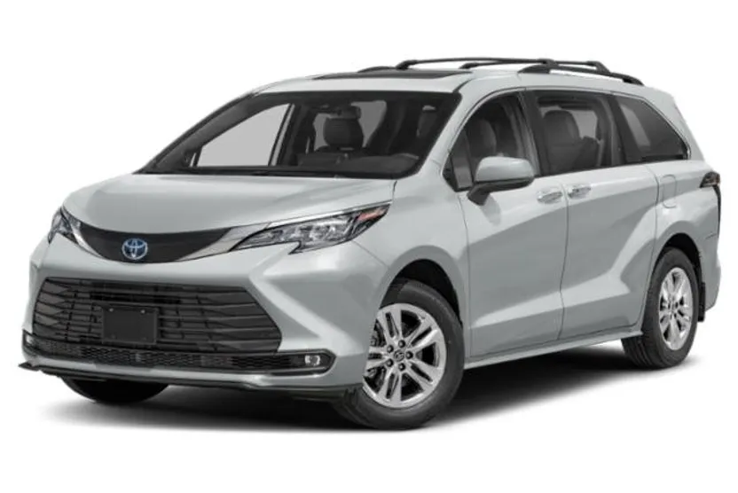 2025 Toyota Sienna Woodland Edition photo 1