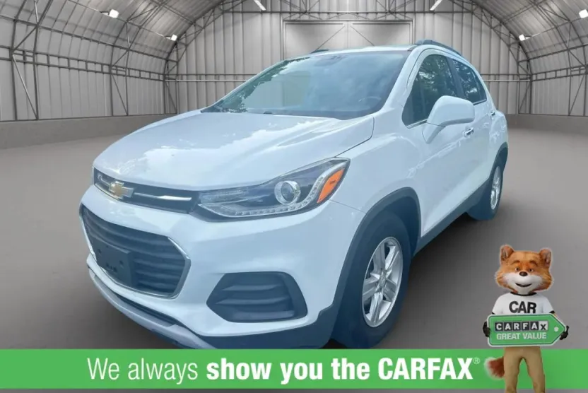 2017 Chevrolet Trax LT photo 1