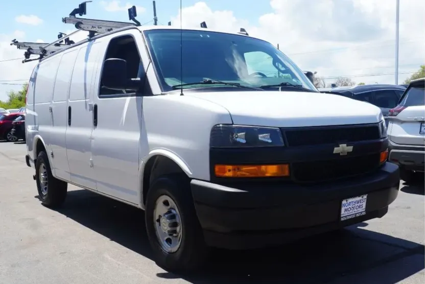 2021 Chevrolet Express 2500 Cargo Van photo 1