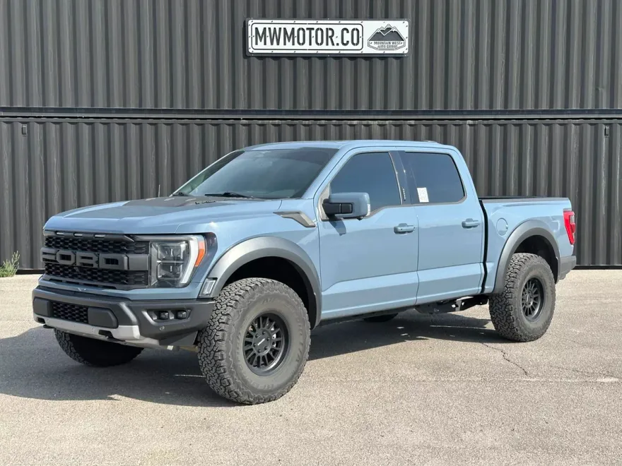 2023 Ford F-150 Raptor photo 1