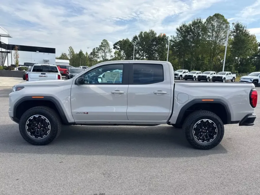 2026 Gmc Canyon AT4 photo 1