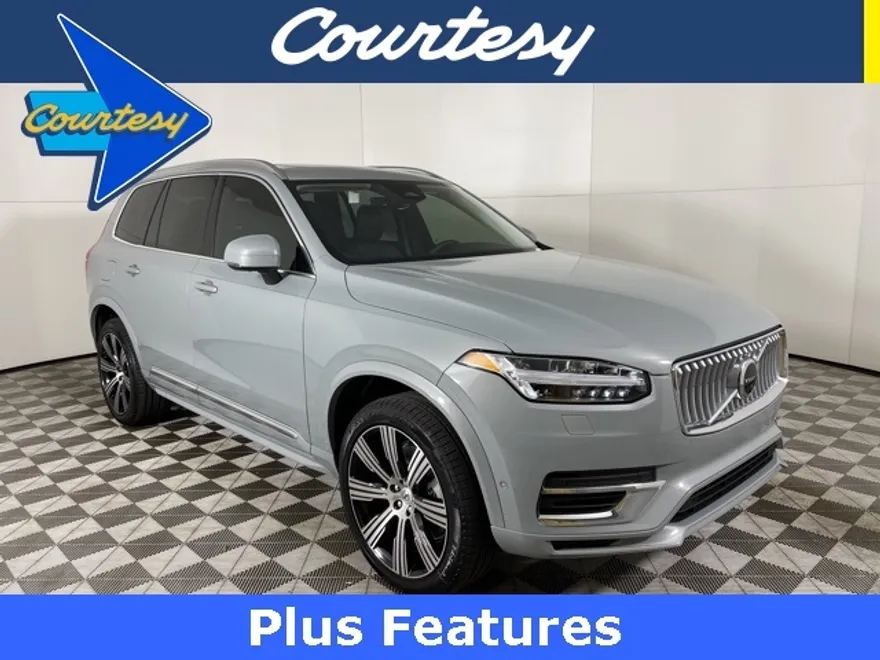 2025 Volvo XC90 T8 AWD Plus photo 1