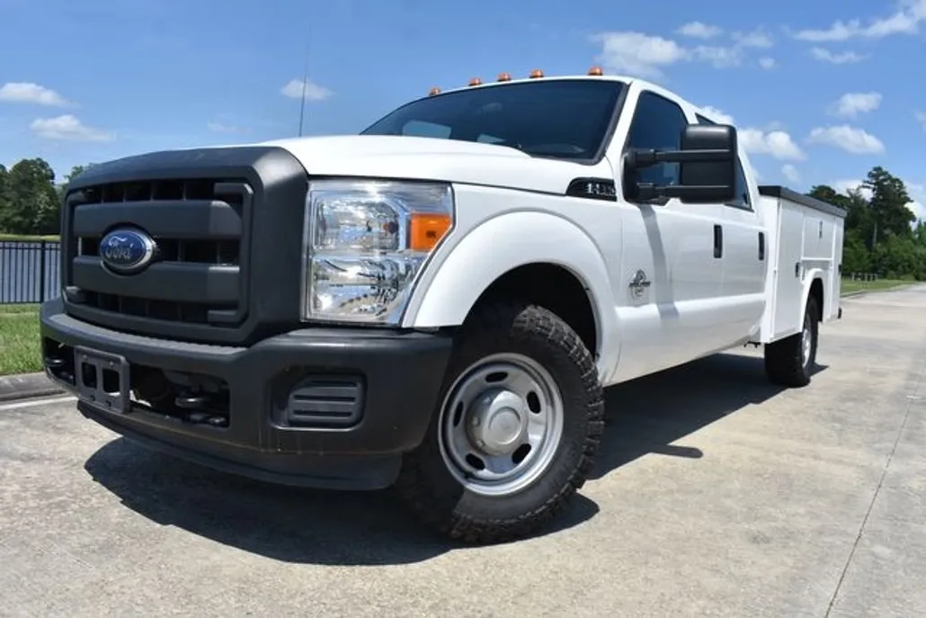 2013 Ford F-350 XL photo 1