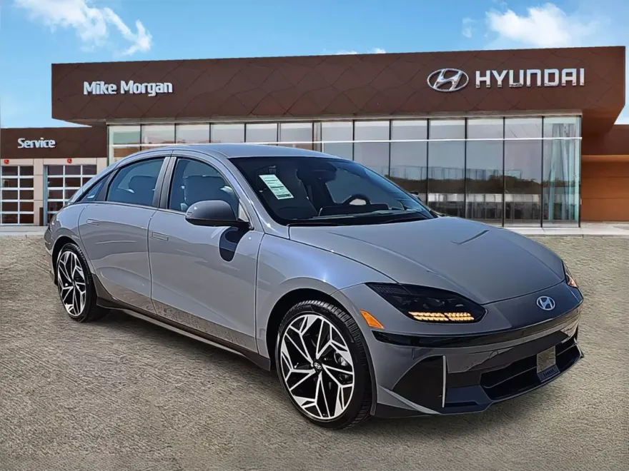 2025 Hyundai Ioniq 6 SEL photo 1