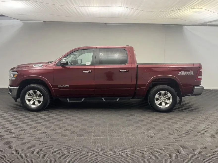 2022 Ram 1500 Laramie photo 1