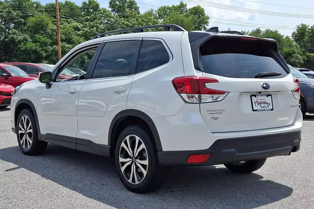 2024 Subaru Forester Limited photo 1