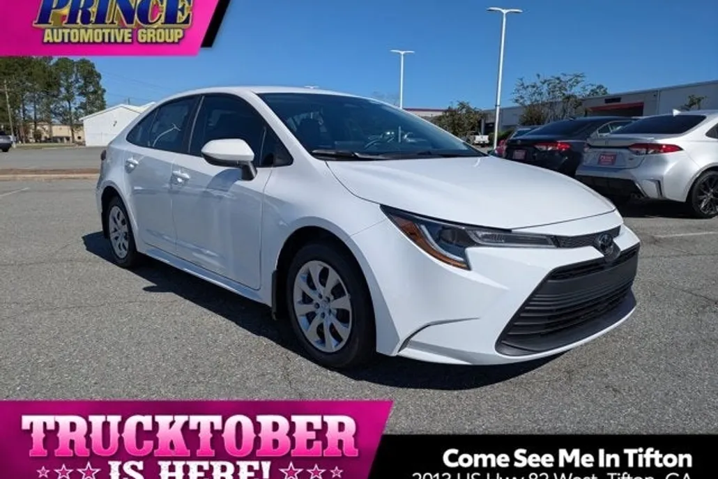 2026 Toyota Corolla LE photo 1