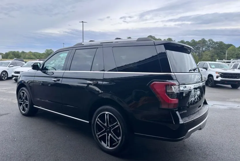 2019 Ford Expedition Limited photo 1
