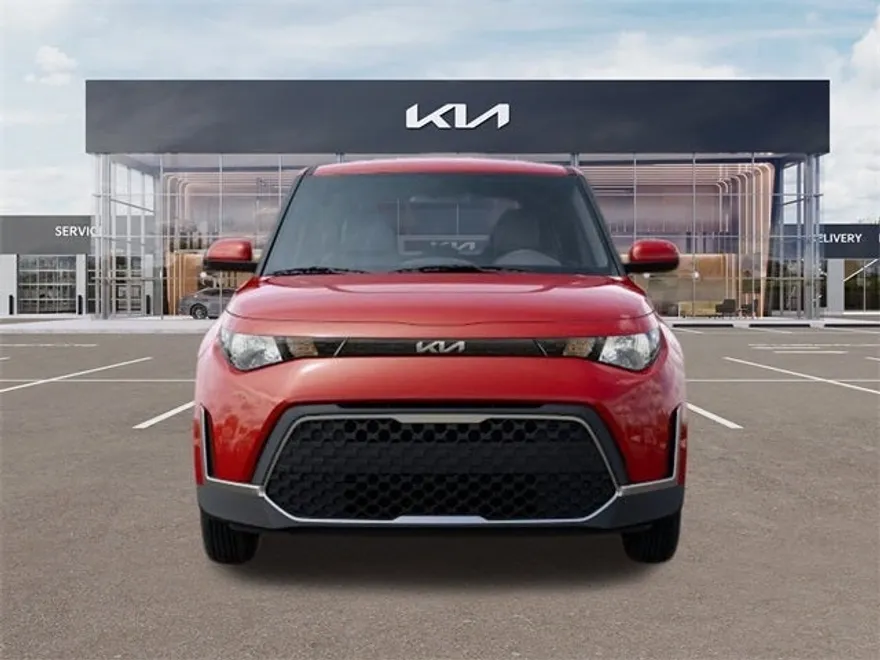 2025 Kia Soul LX photo 1