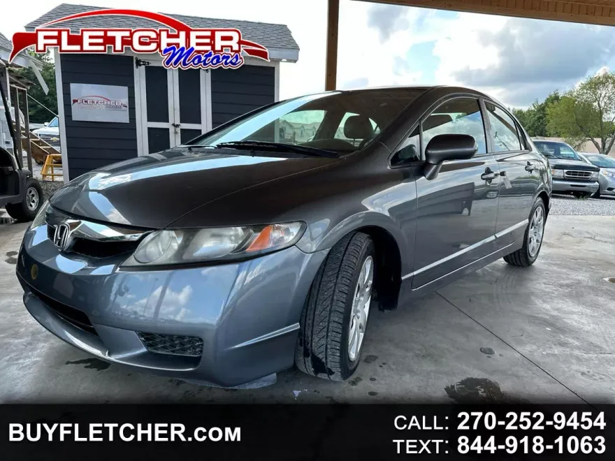 2011 Honda Civic LX photo 1
