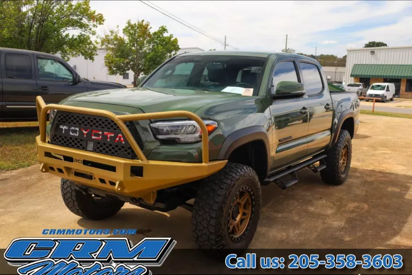 2022 Toyota Tacoma SR Double Cab V6 photo 1