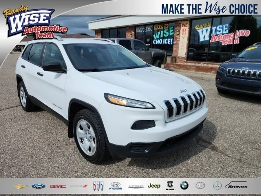 2017 Jeep Cherokee Sport photo 1