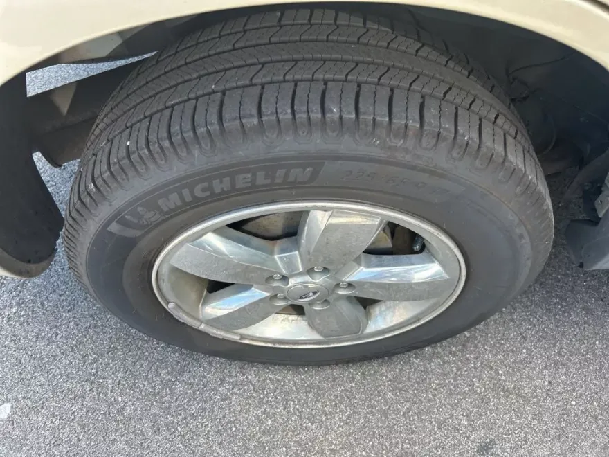2012 Ford Escape Limited photo 1