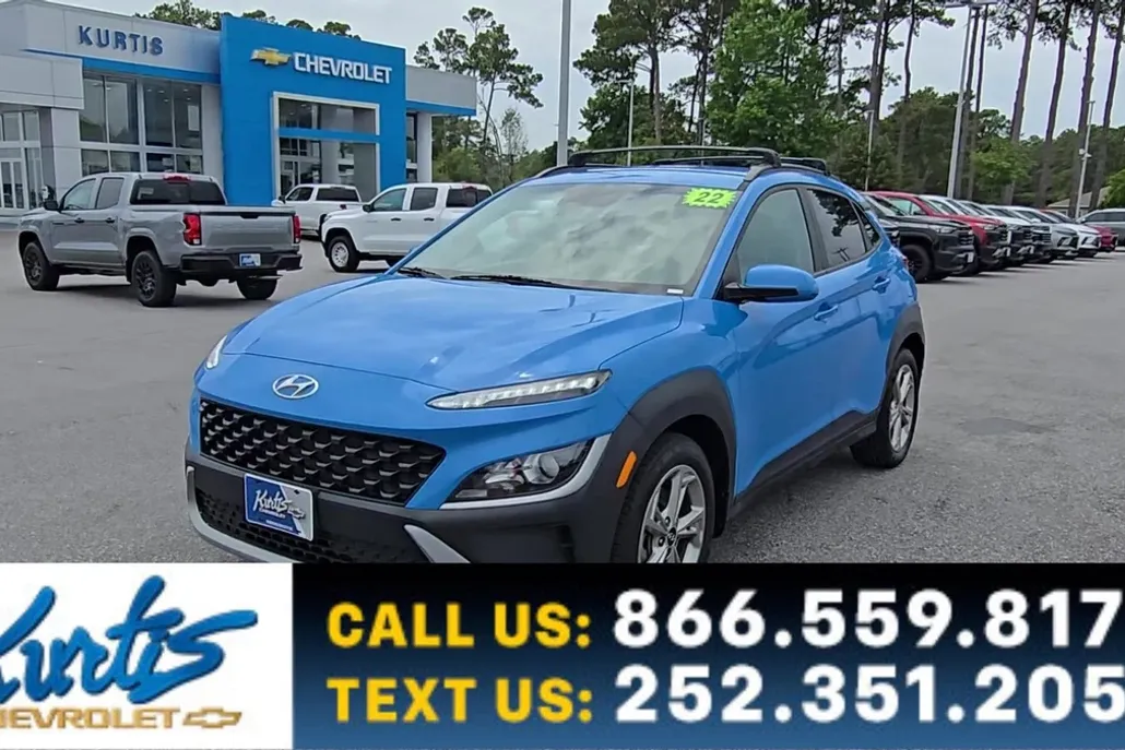 2022 Hyundai Kona SEL photo 1