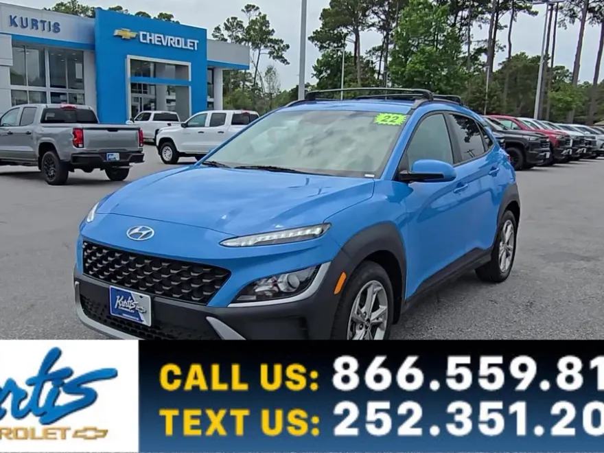 2022 Hyundai Kona SEL photo 1