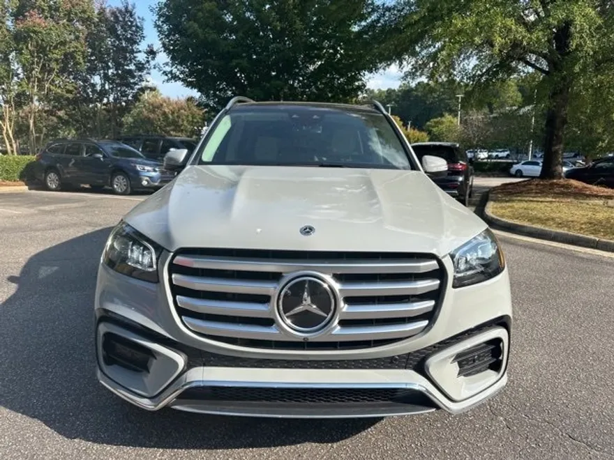 2024 Mercedes Benz GLS 580 photo 1