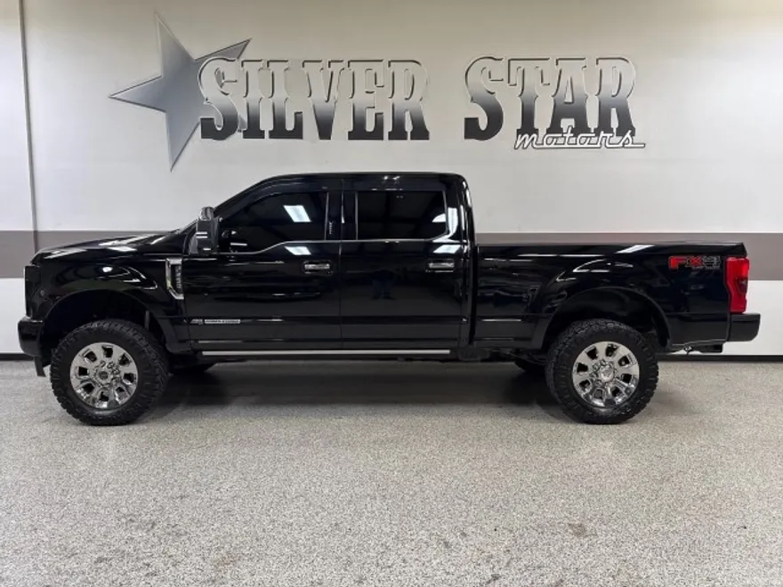2017 Ford F-250 King Ranch FX4 photo 1