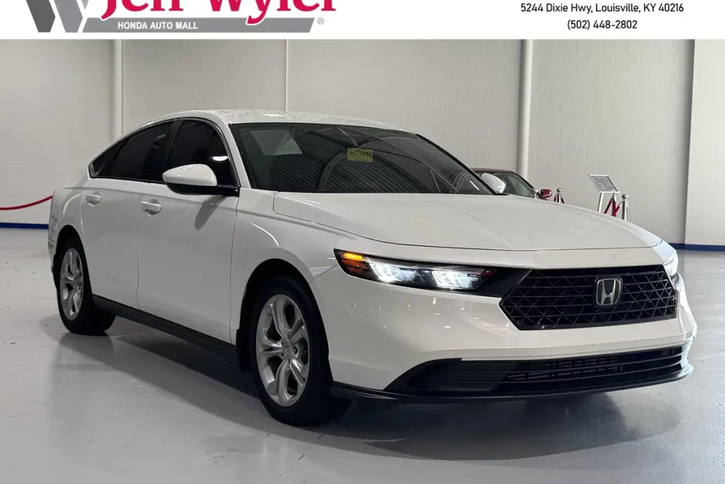 2023 Honda Accord LX photo 1
