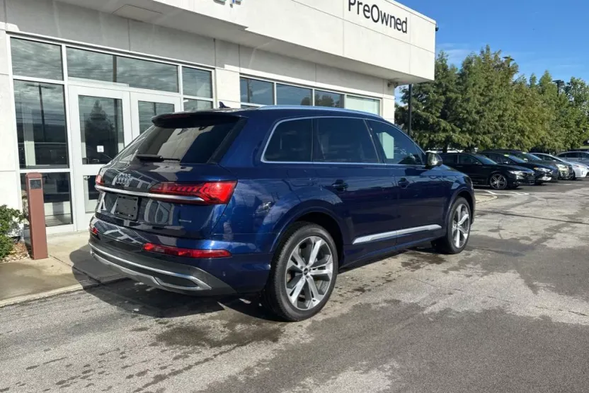 2022 Audi Q7 Premium Plus photo 1