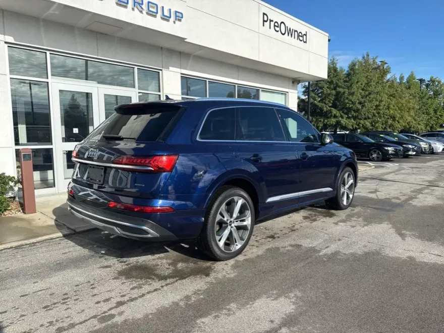 2022 Audi Q7 Premium Plus photo 1