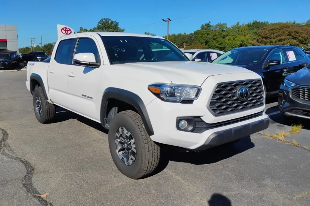 2023 Toyota Tacoma SR5 photo 1