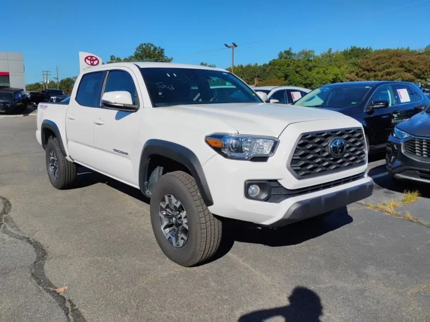 2023 Toyota Tacoma SR5 photo 1