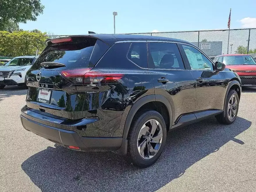 2025 Nissan Rogue SV photo 1