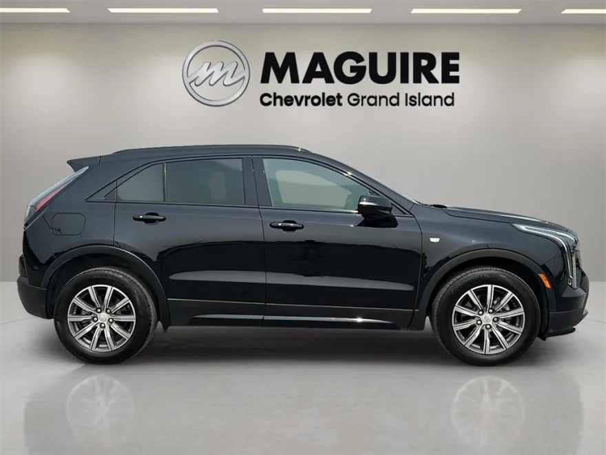 2022 Cadillac XT4 Sport photo 1