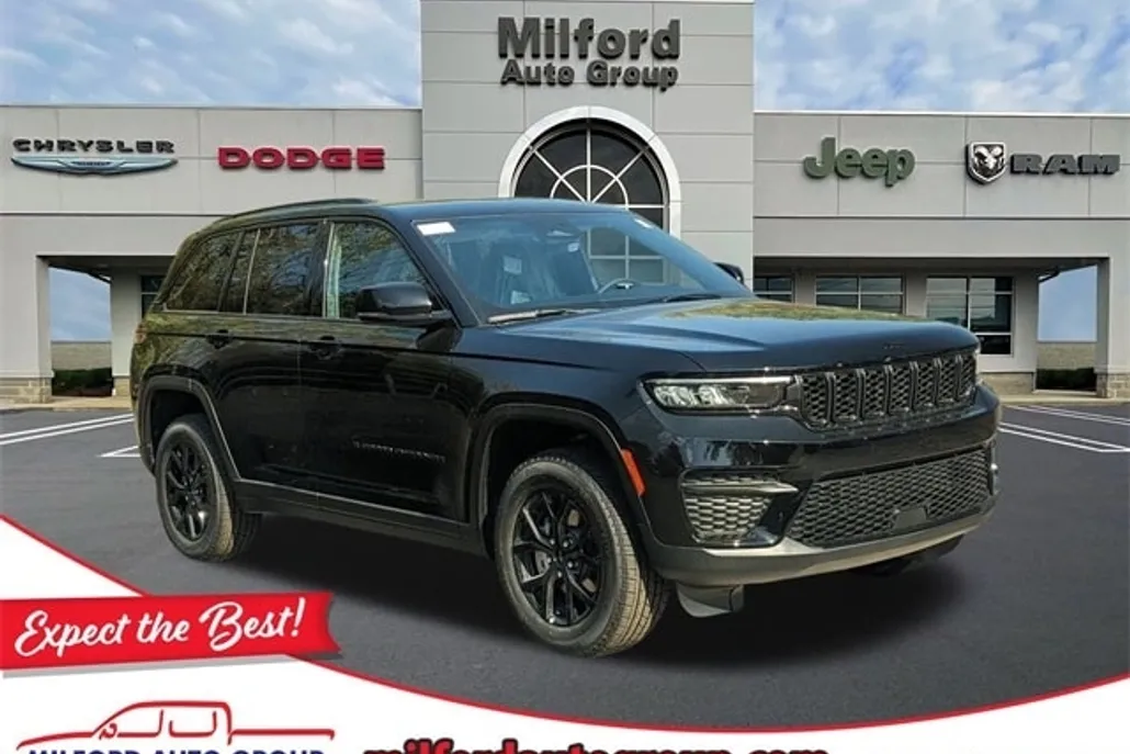 2025 Jeep Grand Cherokee Altitude photo 1