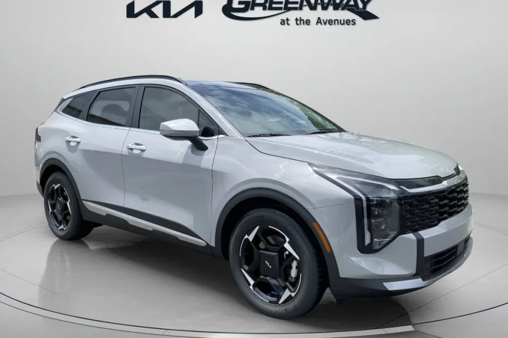 2026 Kia Sportage EX photo 1
