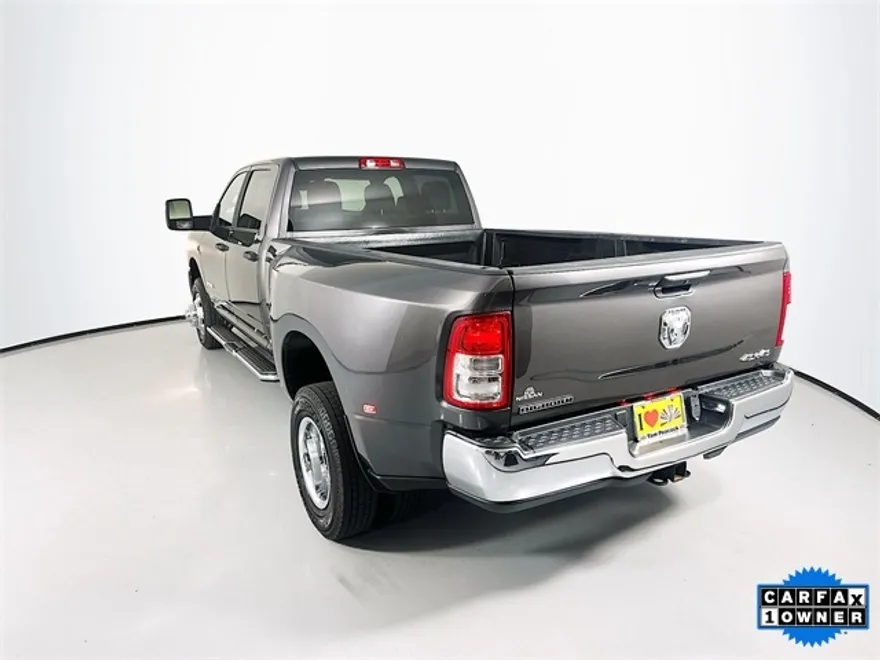 2024 Ram 3500 Big Horn photo 3