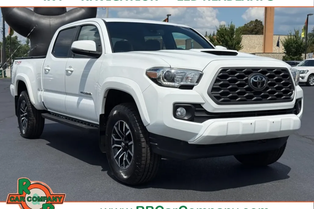 2020 Toyota Tacoma 4x4 Double Cab photo 1