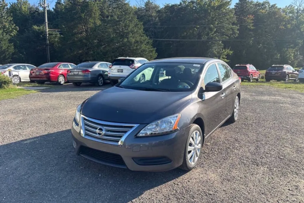2014 Nissan Sentra S photo 1