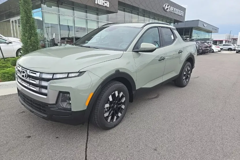 2025 Hyundai Santa Cruz SEL photo 1