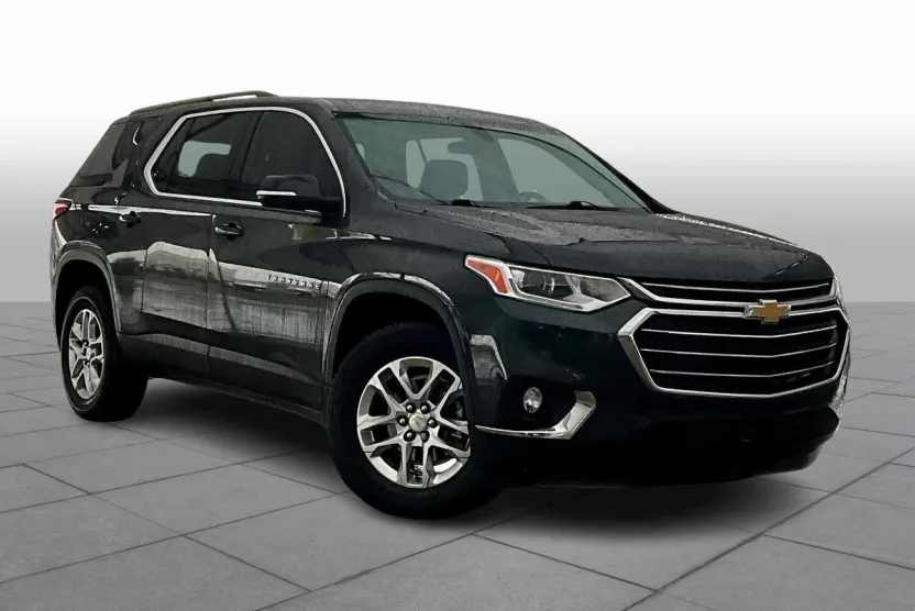 2021 Chevrolet Traverse Cloth photo 1