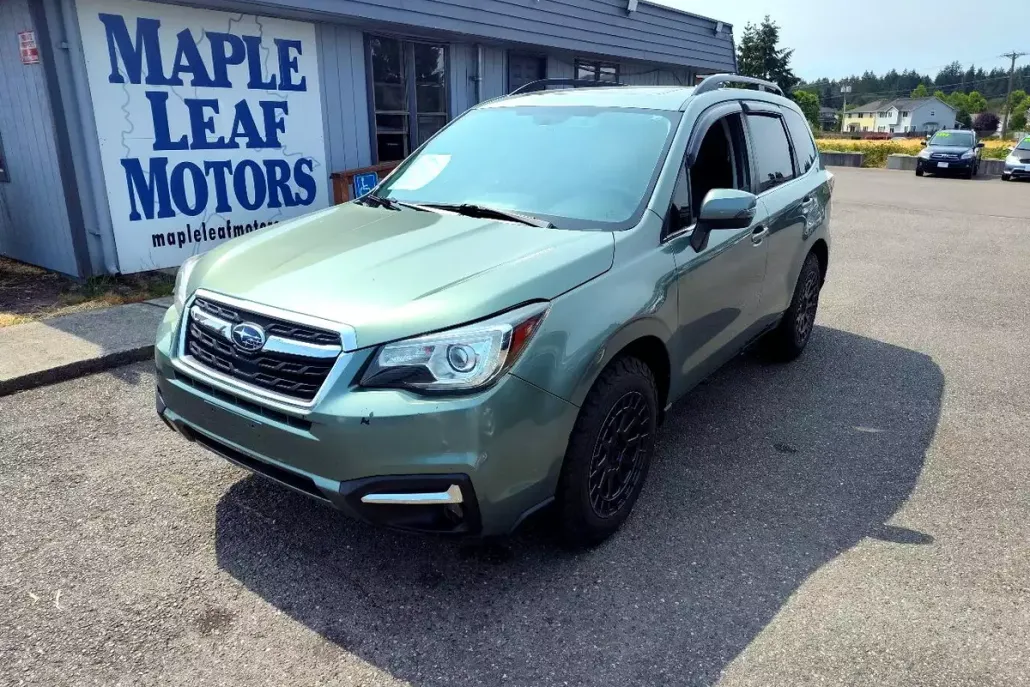 2017 Subaru Forester 2.5i Touring photo 1