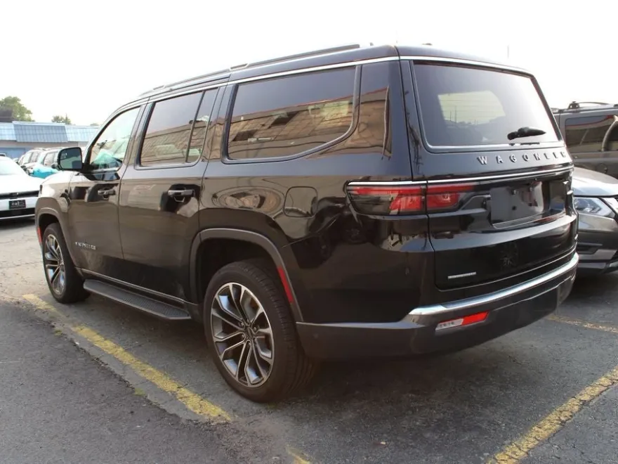 2022 Jeep Wagoneer Series III photo 1