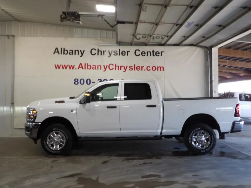 2025 Ram 2500 Tradesman photo 1